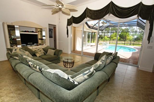 Universal Vacation Homes פורט מאיירס מראה חיצוני תמונה