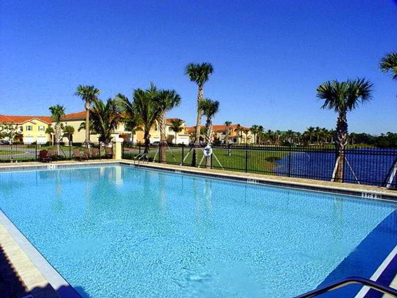 Universal Vacation Homes פורט מאיירס מראה חיצוני תמונה